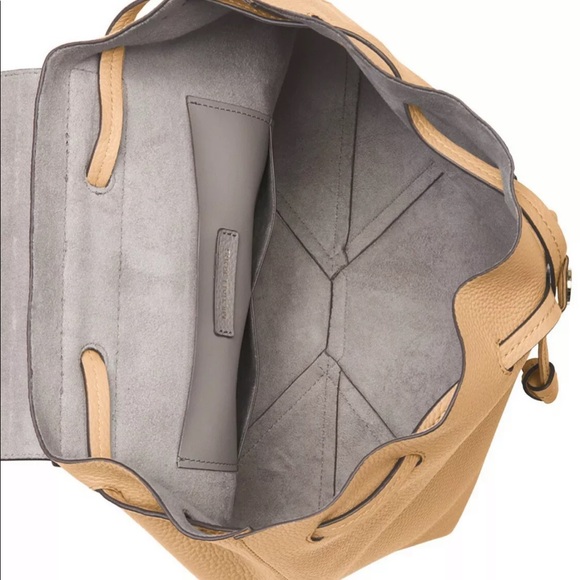 Michael Kors Junie Flap Backpack Leather Butternut - Picture 3 of 7